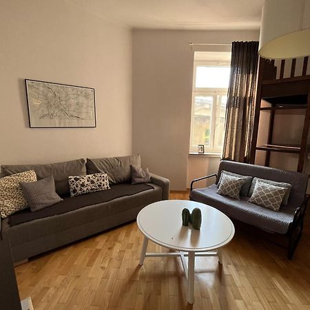 Downtown Apartment B Cracovia Exterior foto
